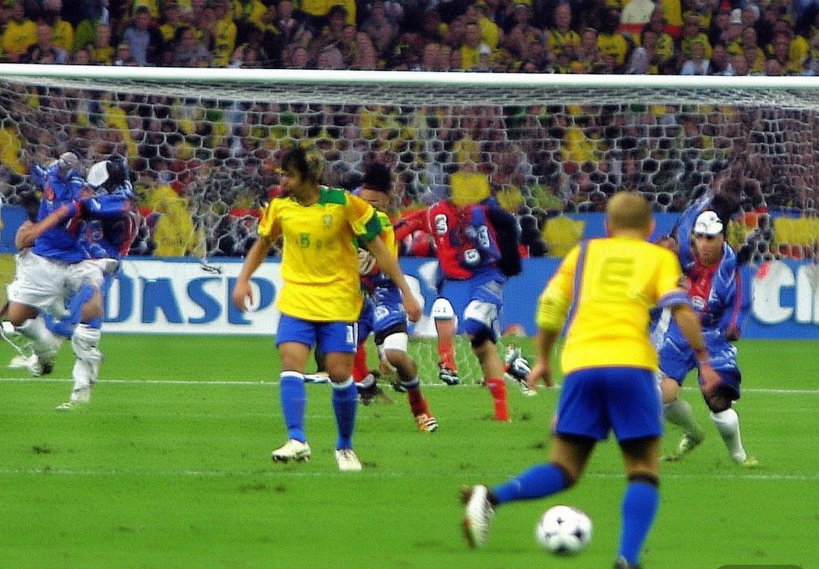 2006世界杯巴西对日本巅峰对决回顾