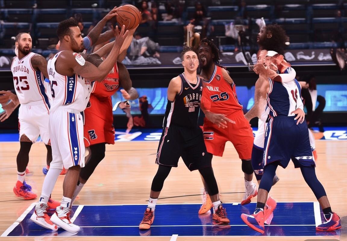 76人与猛龙对决深度剖析：历史回顾、赛季表现及战略布局展望(图3)